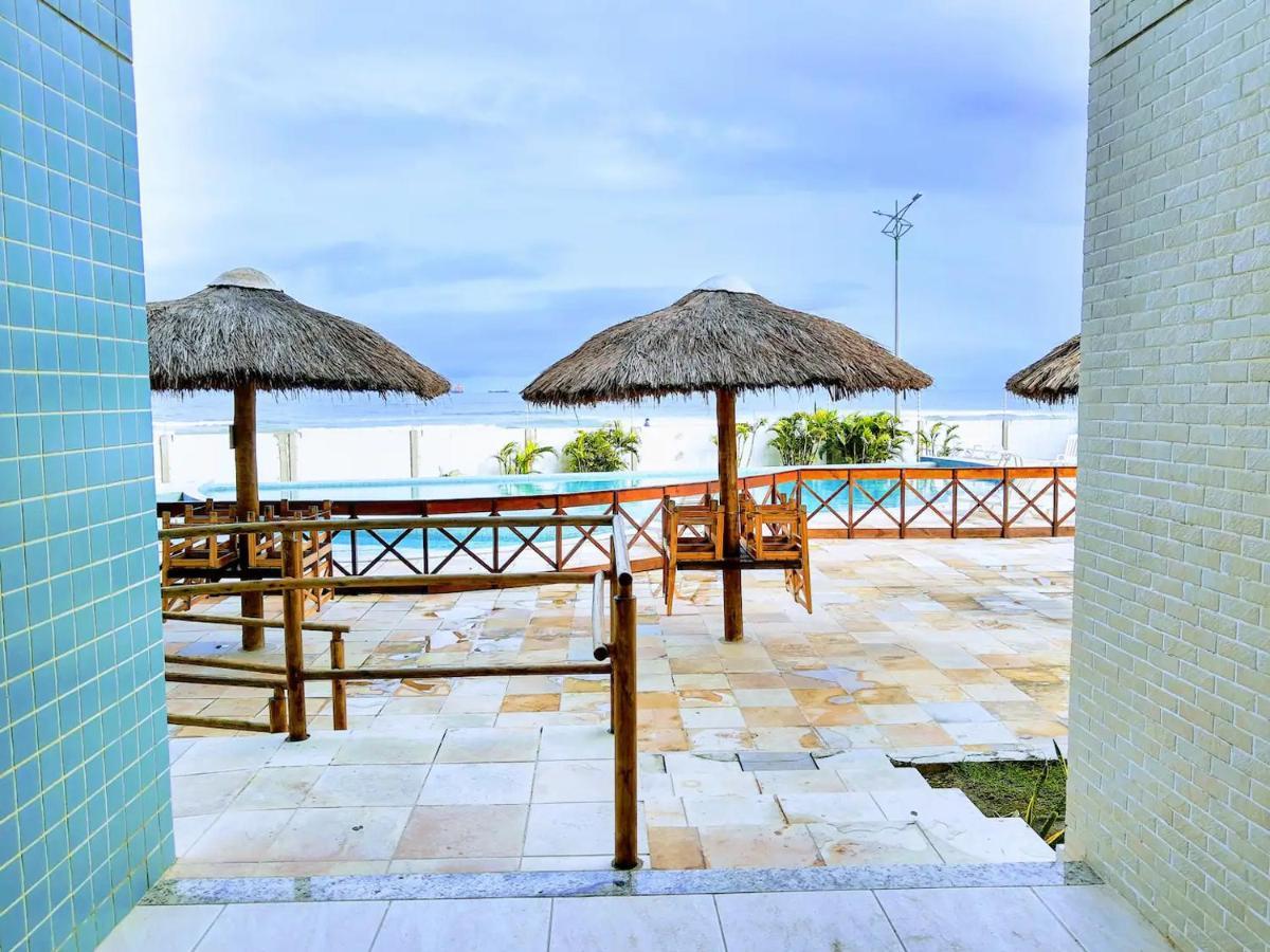 02 Quartos Completo, Beira-mar Com Piscina Apartment